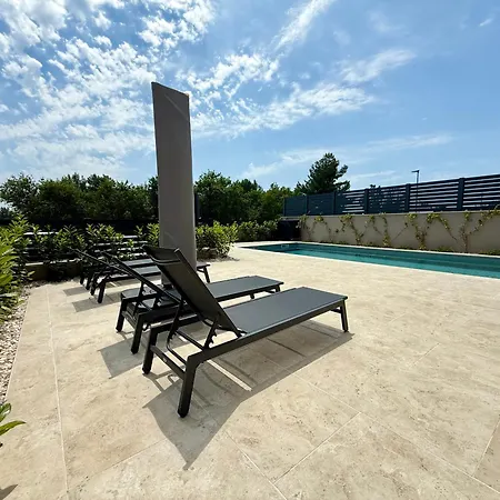 Villa Luxury Luka Near Porec With Heated Pool *